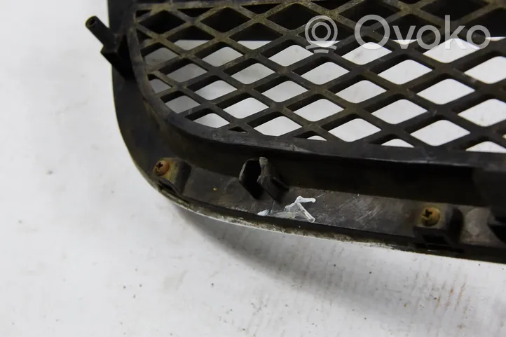 Chevrolet Aveo Maskownica / Grill / Atrapa górna chłodnicy 96648621