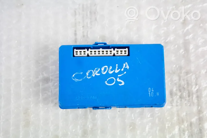 Toyota Corolla E120 E130 Module confort 8264102040