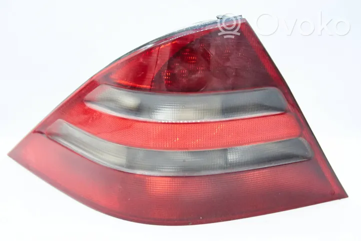 Mercedes-Benz S W220 Luci posteriori a2208200164