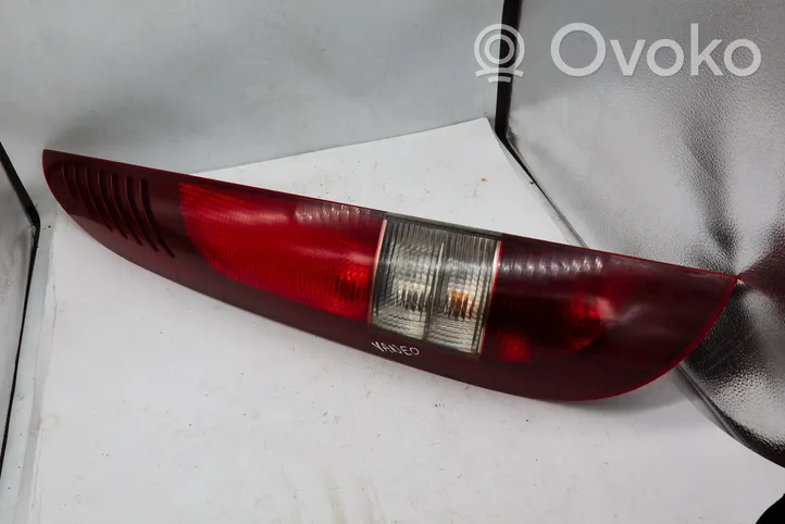 Mercedes-Benz Vaneo W414 Lampa tylna a4148200064