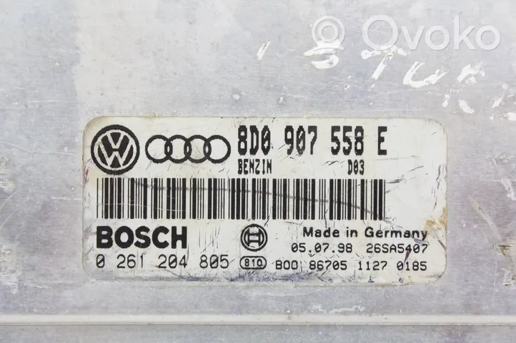Volkswagen PASSAT B5 Variklio valdymo blokas 8D0907558E