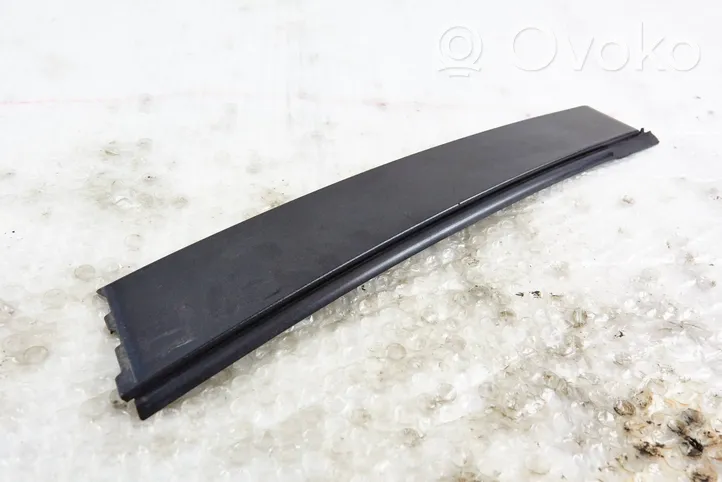 Toyota Avensis T270 Rivestimento modanatura del vetro della portiera posteriore 7570705010