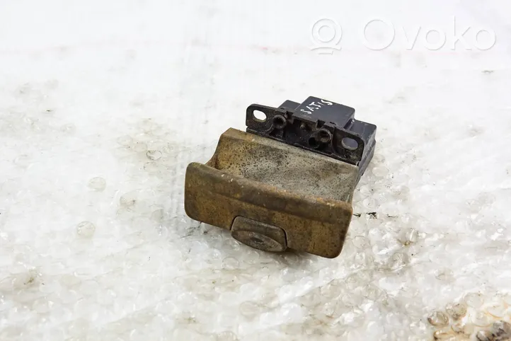 Renault Vel Satis Hand parking brake switch 8200073356