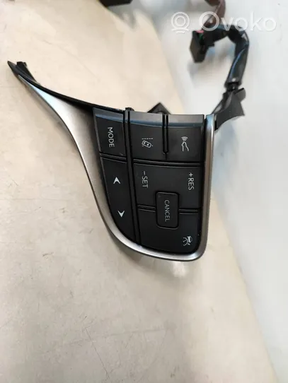 Lexus UX Ohjauspyörän painikkeet/kytkimet 7860K97