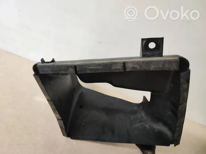 BMW 6 F12 F13 Déflecteur d'air de radiateur de refroidissement 8050398