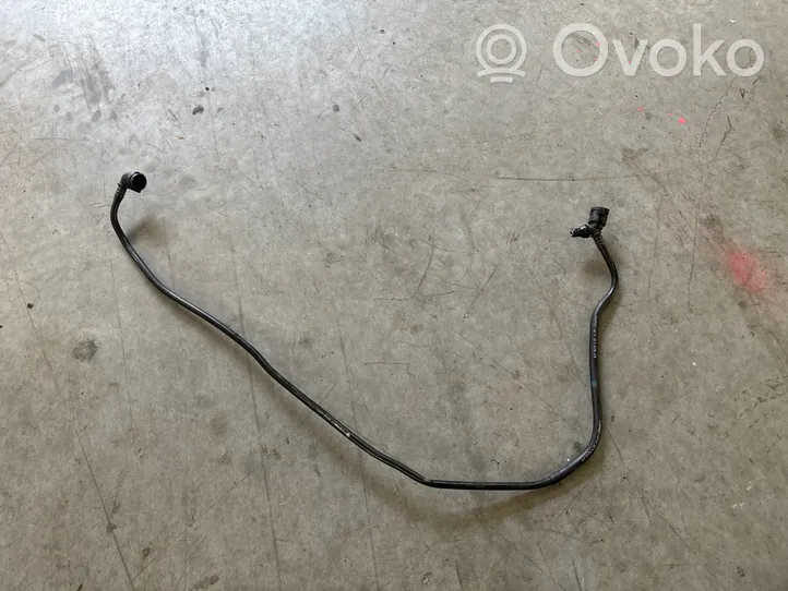 BMW 3 F30 F35 F31 Engine coolant pipe/hose 8518965