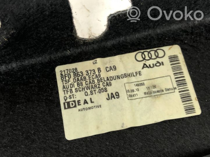 Audi RS5 Kita bagažinės apdailos detalė 8F0863373B