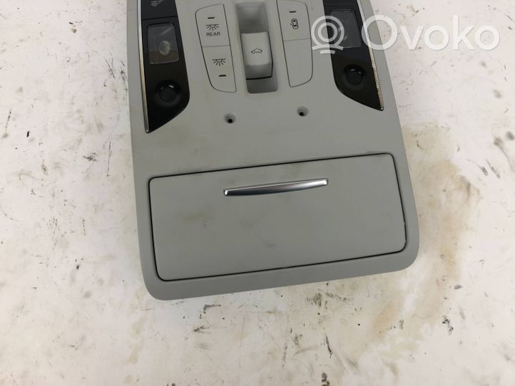 Audi A6 C7 Illuminazione sedili anteriori 4G0947135G