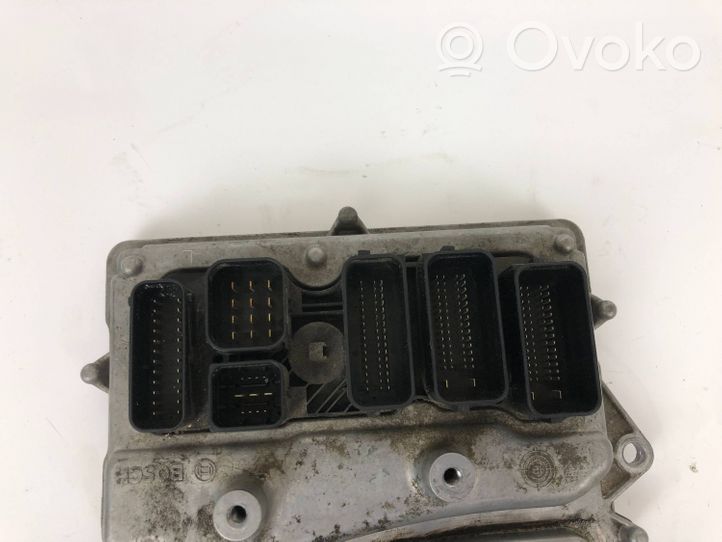 BMW X4 F26 Komputer / Sterownik ECU i komplet kluczy 8641402