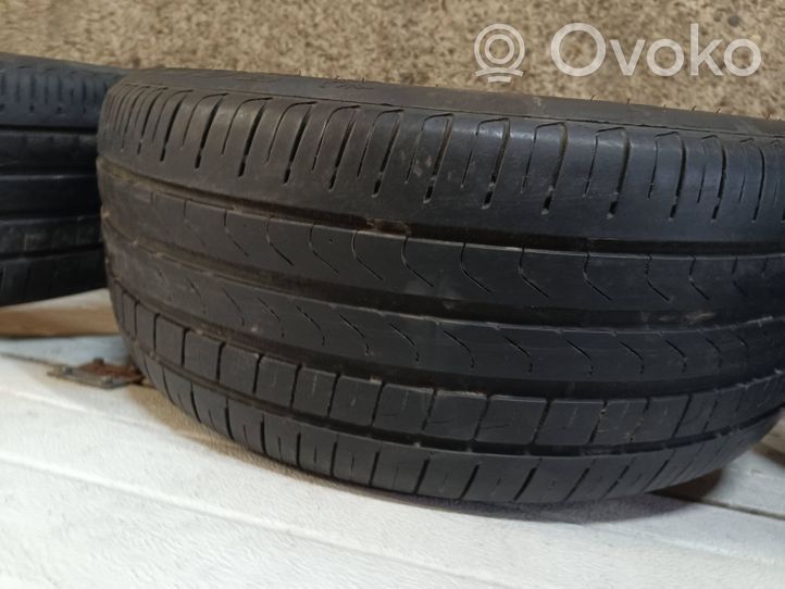 Audi Q7 4L Pneumatico estivo R20 