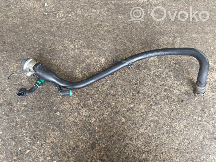 BMW X4 F26 Tubo e bocchettone per riempimento serbatoio del carburante 7216529