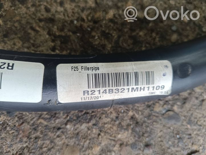 BMW X4 F26 Tubo e bocchettone per riempimento serbatoio del carburante 7216529