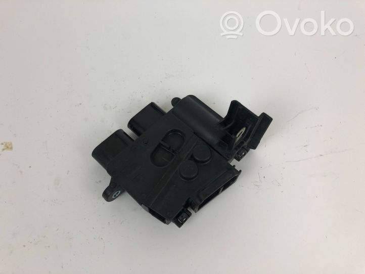 BMW X4 F26 12 V Socket (front) 9326204