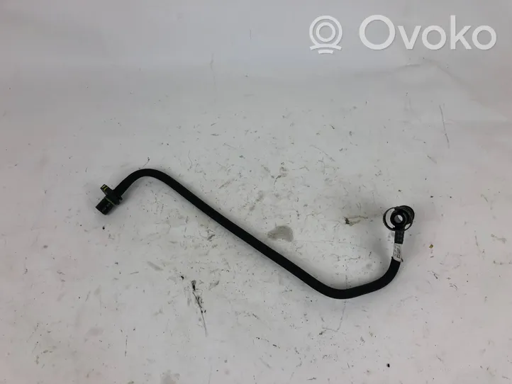 BMW 3 F30 F35 F31 Tuyau sous vide 8645343