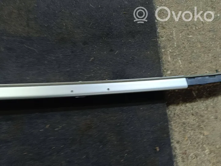 Maserati Levante Roof bar rail 670087596