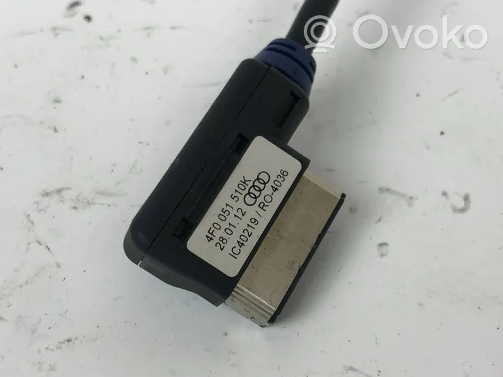 Audi A6 S6 C7 4G iPod-pistoke 4F0051510K