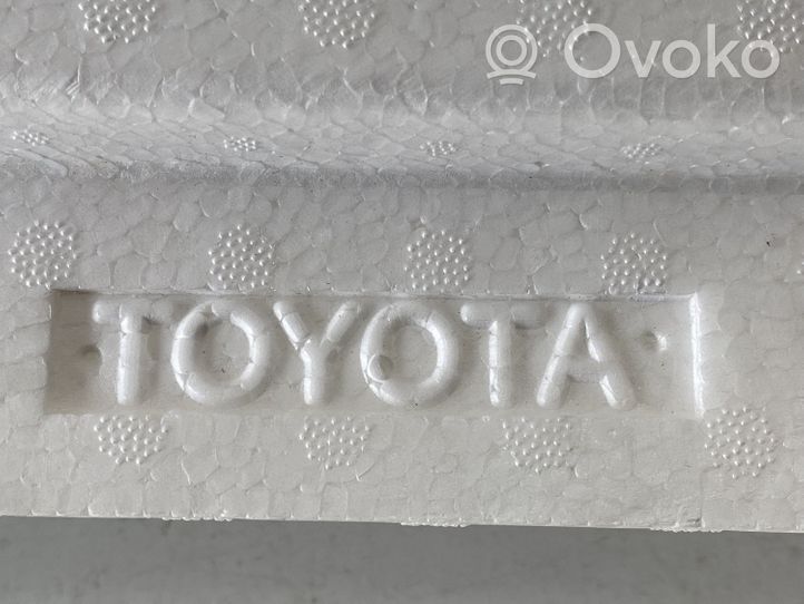 Toyota Avensis T270 Putoplastas priekinio bamperio 5261105030
