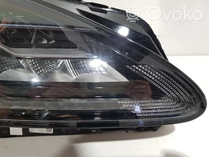 Jaguar E-Pace Lampa przednia M9C313W029BB