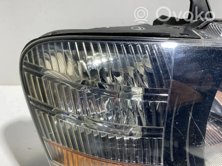 Mitsubishi Pajero Lampa przednia 10087420