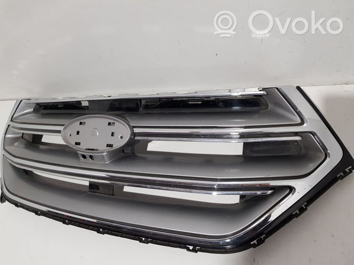 Ford Edge II Front bumper upper radiator grill FT4B8200