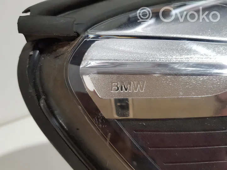 BMW 2 F46 Lampa przednia 74227404