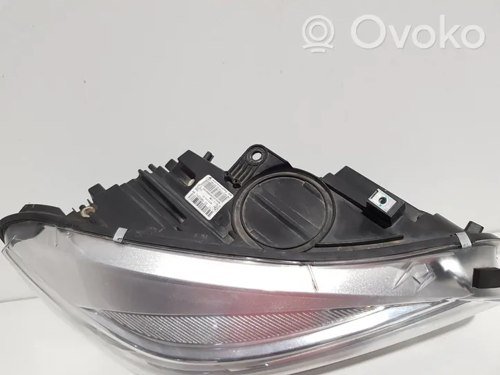 BMW 2 F46 Phare frontale 742258002