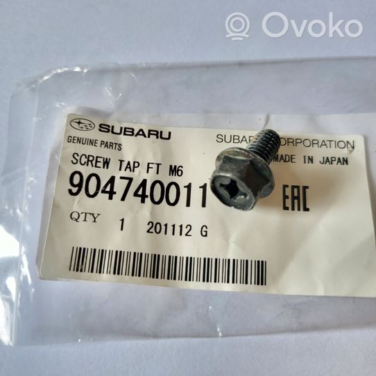 Subaru Outback Lokasuojan päätylista 904740011