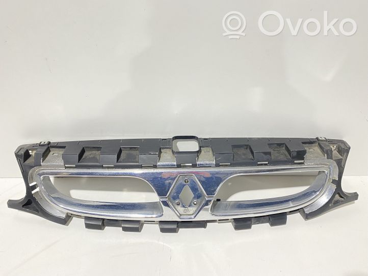 Renault Safrane Front bumper upper radiator grill 7700412138