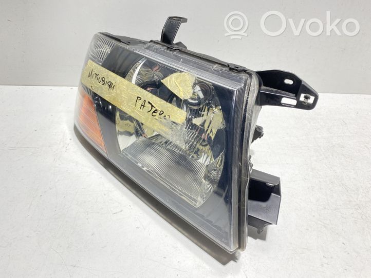 Mitsubishi Pajero Lampa przednia 10087420