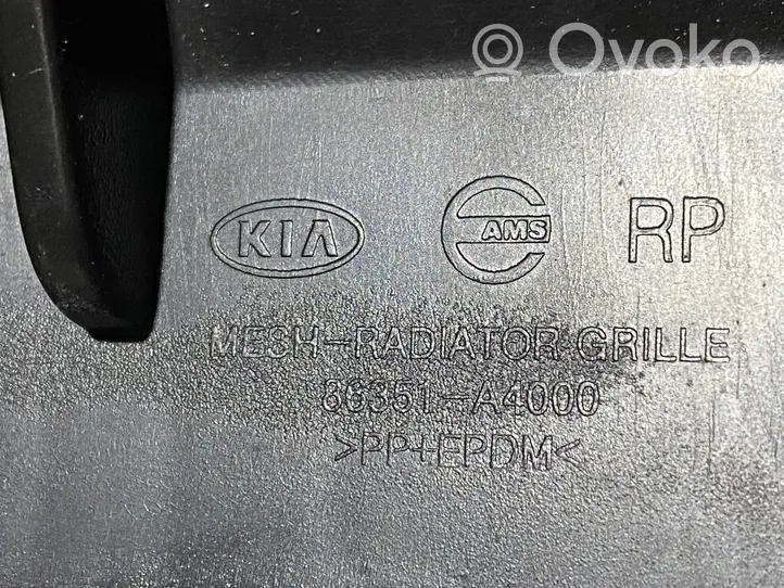 KIA Carens III Griglia superiore del radiatore paraurti anteriore 86351A4000