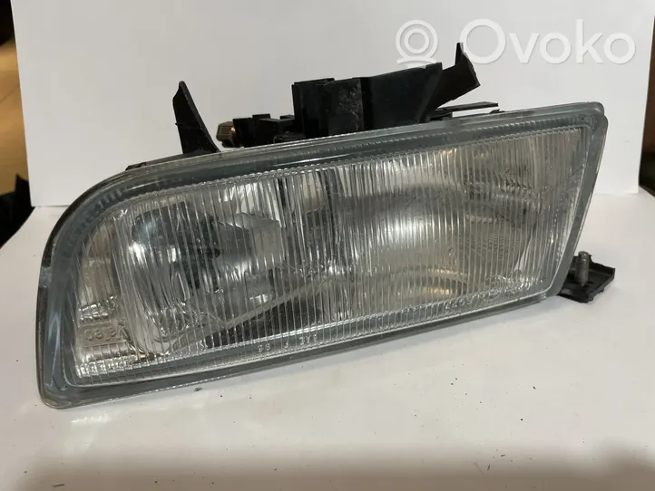 Saab 9-3 Ver1 Światło przeciwmgłowe przednie 5333794