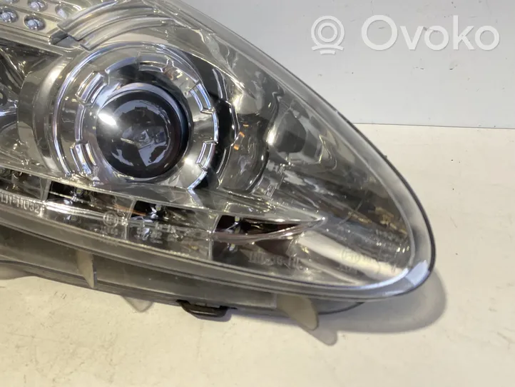 Fiat Grande Punto Lampa przednia 