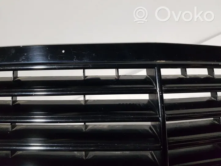 Mercedes-Benz CLK A208 C208 Front bumper upper radiator grill 2088800085