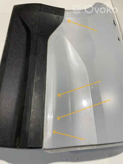 Volvo XC40 Rear door 