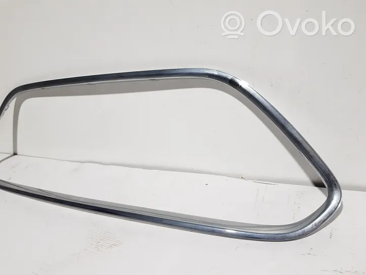 Ford Focus Grille calandre supérieure de pare-chocs avant 8M518C436AD