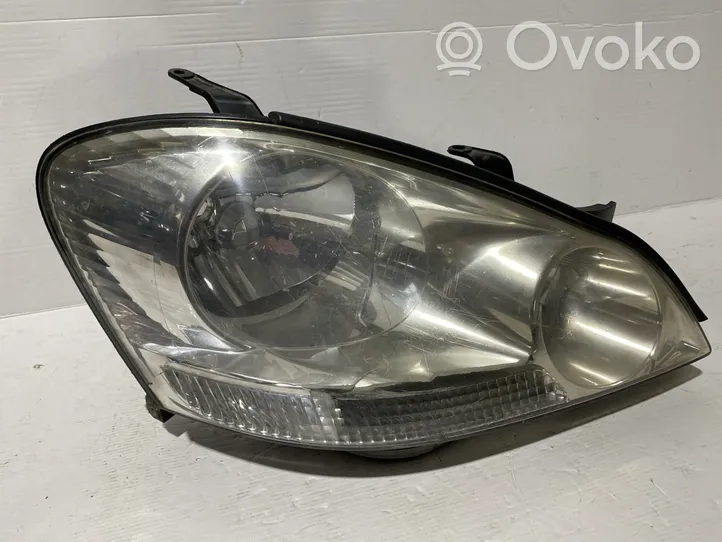 Toyota Avensis Verso Lampa przednia 