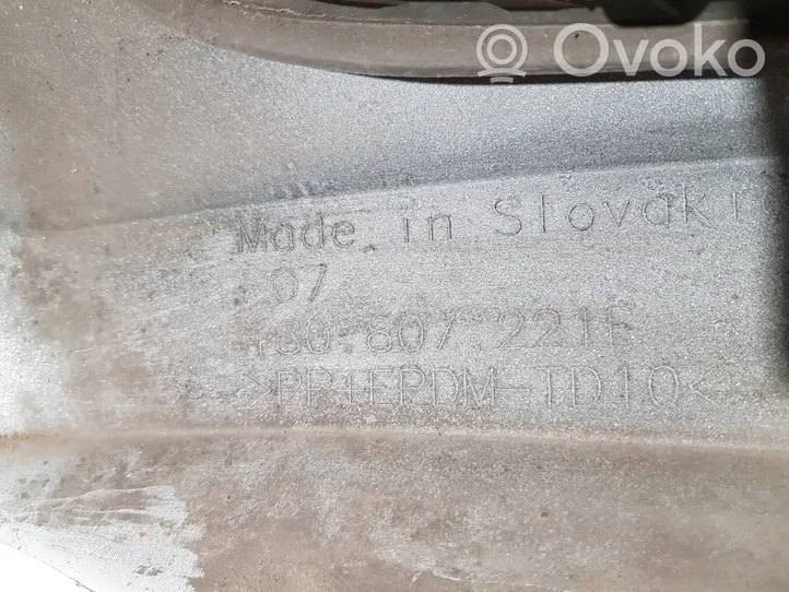 Volkswagen Up Zderzak przedni 1S0807221F