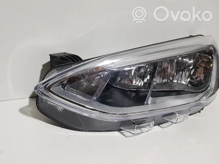 Ford Focus Phare frontale JX7B13W030AE