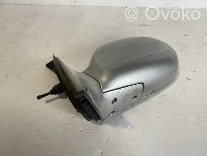 KIA Carnival Front door electric wing mirror E4012170