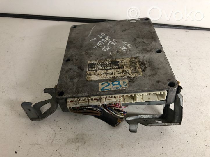 Toyota Yaris Verso Sterownik / Moduł ECU 8966152282