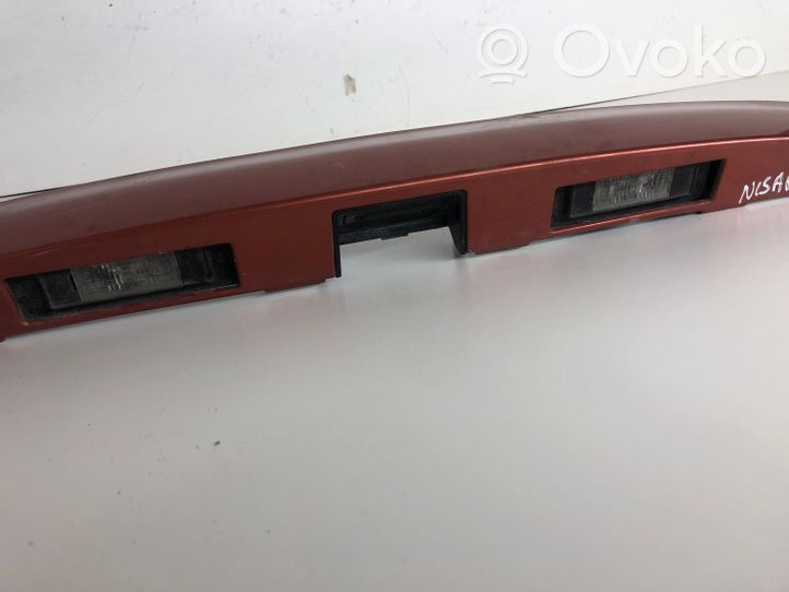 Nissan Note (E11) Barra de luz de la matrícula/placa de la puerta del maletero 