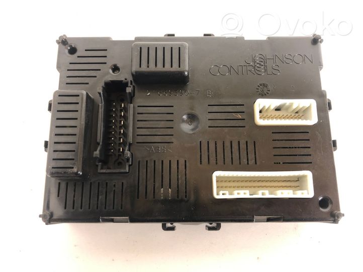 Nissan Micra Module confort 284B2AX620