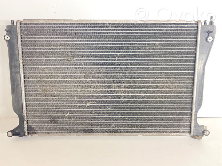 Toyota Corolla Verso E121 Coolant radiator 