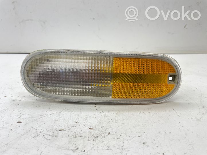 Volkswagen New Beetle Front indicator light 