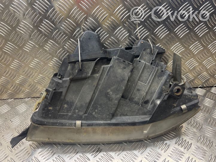 Audi A6 S6 C5 4B Faro/fanale 14847400