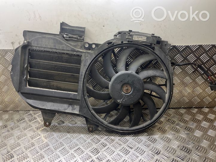 Audi A4 S4 B7 8E 8H Aro de refuerzo del ventilador del radiador 874633B