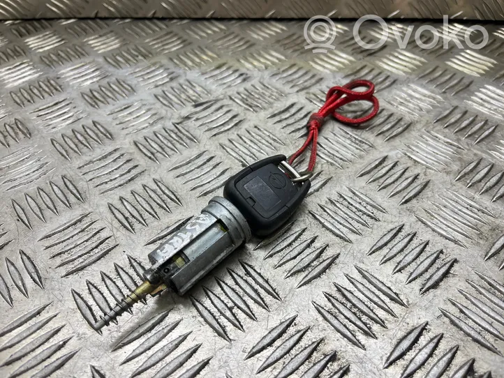 Opel Astra G Juego de cerradura y set ECU del motor 13107754