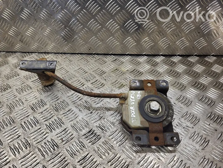 Toyota Corolla Verso AR10 Supporto di montaggio ruota di scorta A070417