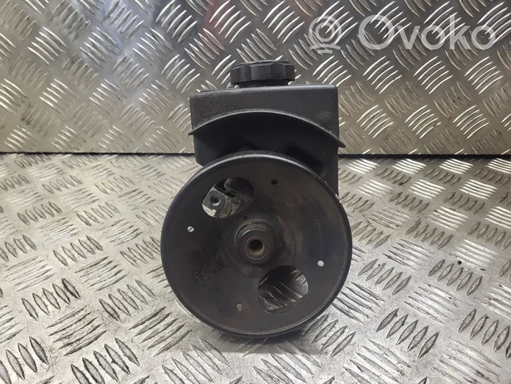 Volvo S70  V70  V70 XC Power steering pump 