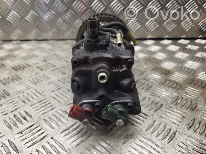 Toyota Corolla Verso E121 Pompe d'injection de carburant à haute pression 2210027010